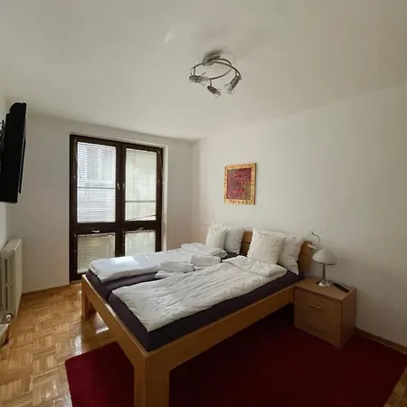 Lägenhet B&e Sarajevo